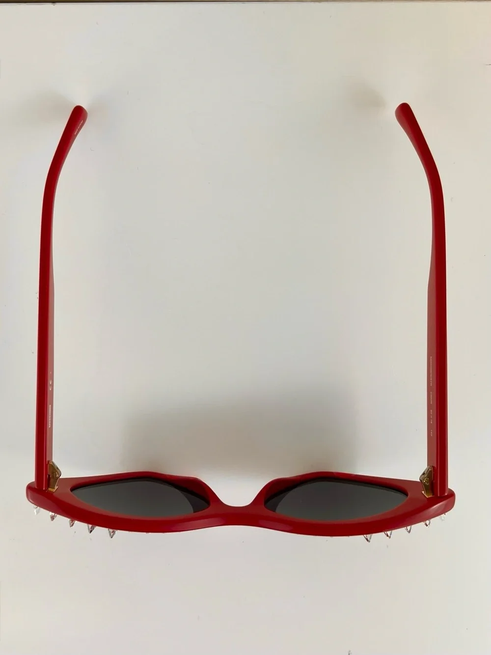 NEW MOSCHINO RED CRYSTAL EMBELLISHED CAT-EYE SUNGLASSES